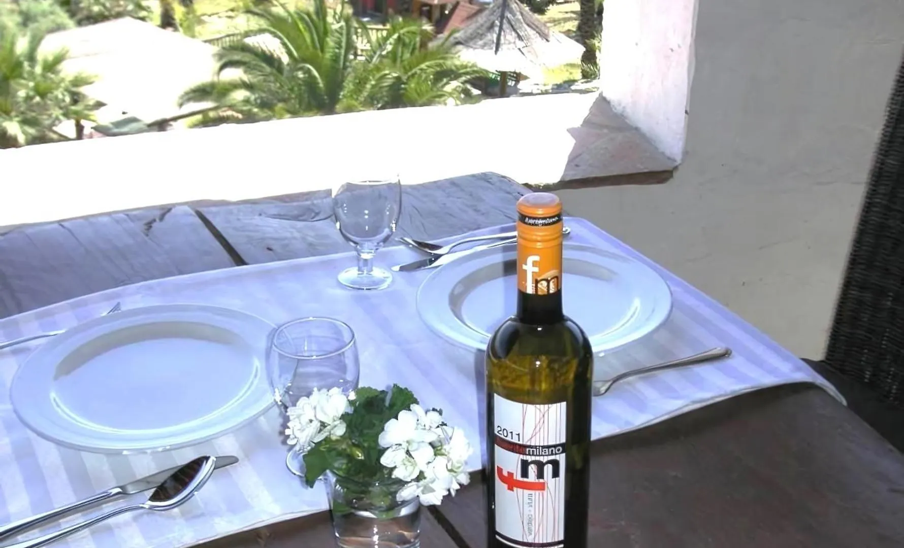 Castle Tower Ground Floor Apartment In Rural Holiday Park 'Cezanne' Tolox