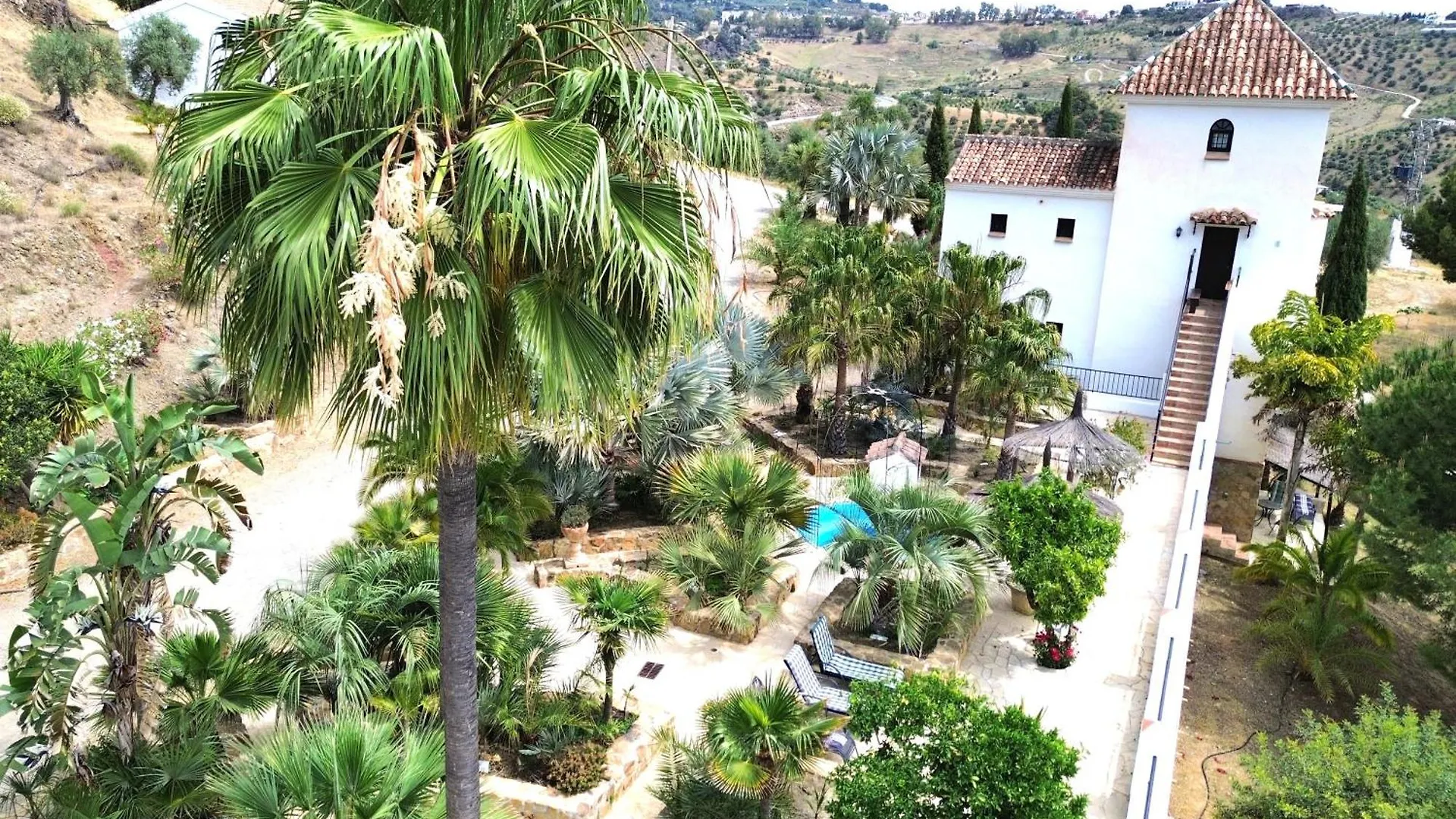 Castle Tower Ground Floor Apartment In Rural Holiday Park 'Cezanne' Tolox
