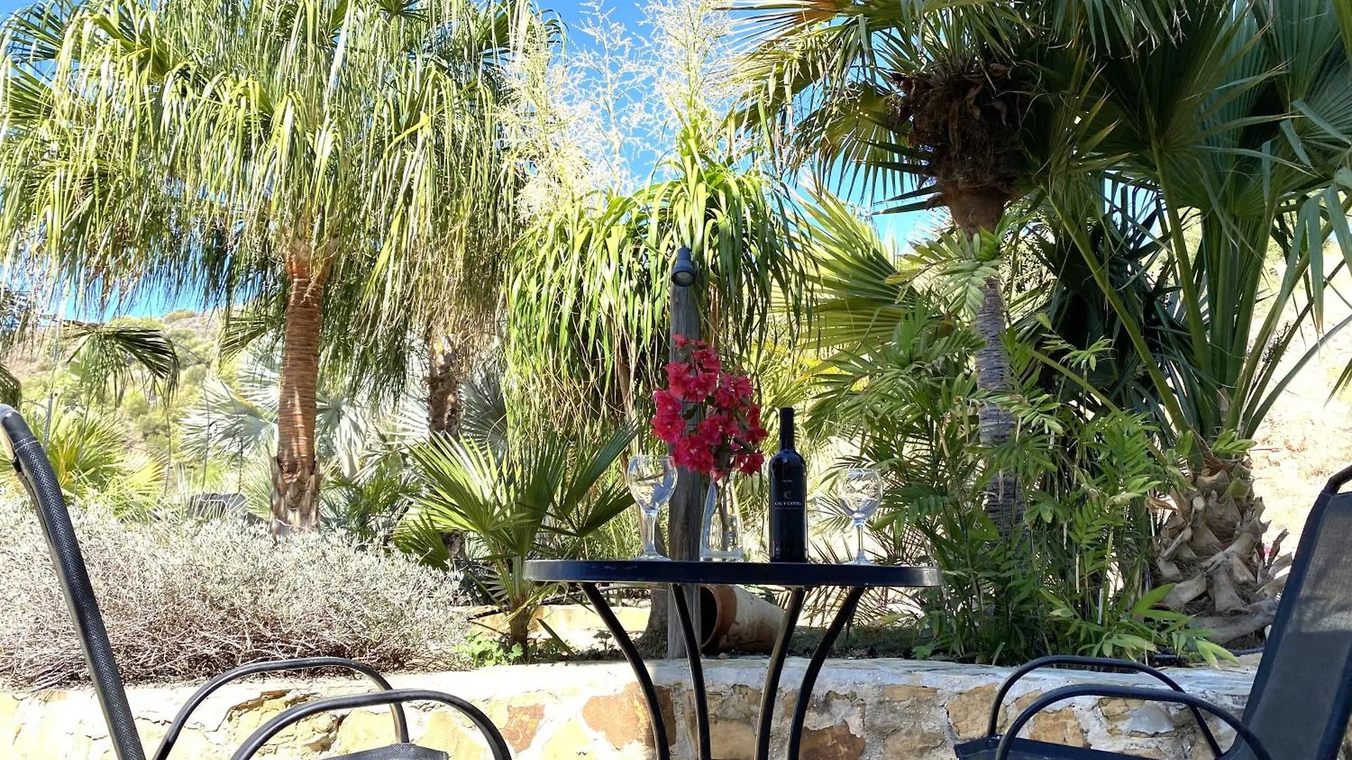 Castle Tower Ground Floor Apartment In Rural Holiday Park 'Cezanne' Tolox