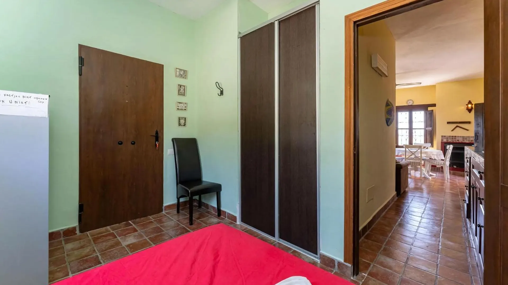 Castle Tower Ground Floor Apartment In Rural Holiday Park 'Cezanne' Tolox